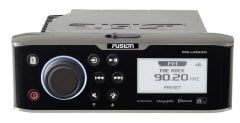 Fusion UD-650 Serisi USB / IPhone / Android Phone Oynatıcı