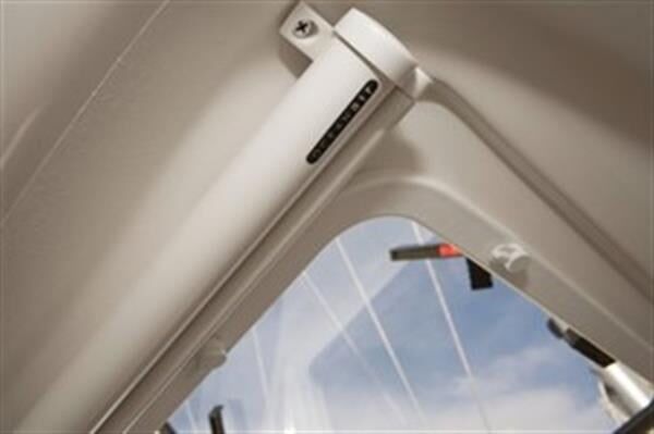 Rail shade stor perde